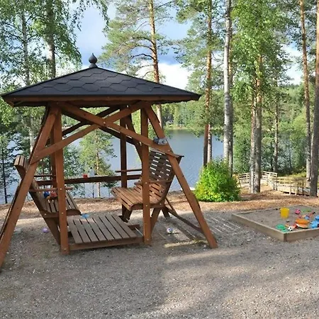 Holiday home Kapiaisen Lomamokit Halmeniemi